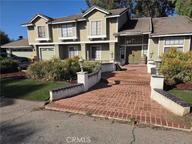 14273 Pear Riverside California United States, for Sale, residential, Jennifer Singh, InCom Brokerage Example