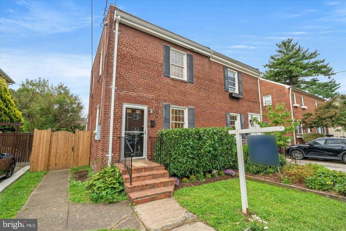 317 E CUSTIS AVENUE APT A Alexandria Virginia United States, for Rent, residential,  , The Holly Group