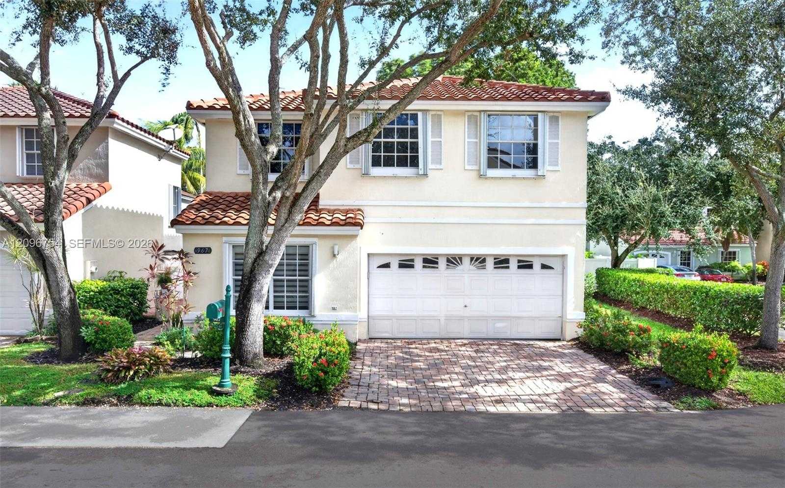 967 Azure Ln Weston Florida United States, for Sale, residential, Radmila Mandel, Florida Sky Realty Group