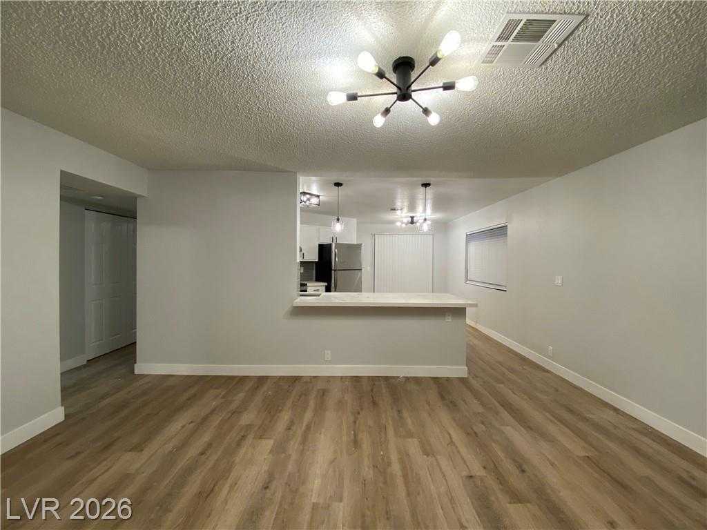 5081 Pioneer Avenue APT 201 Las Vegas Nevada United States, for Rent, residential,  , Realty 220