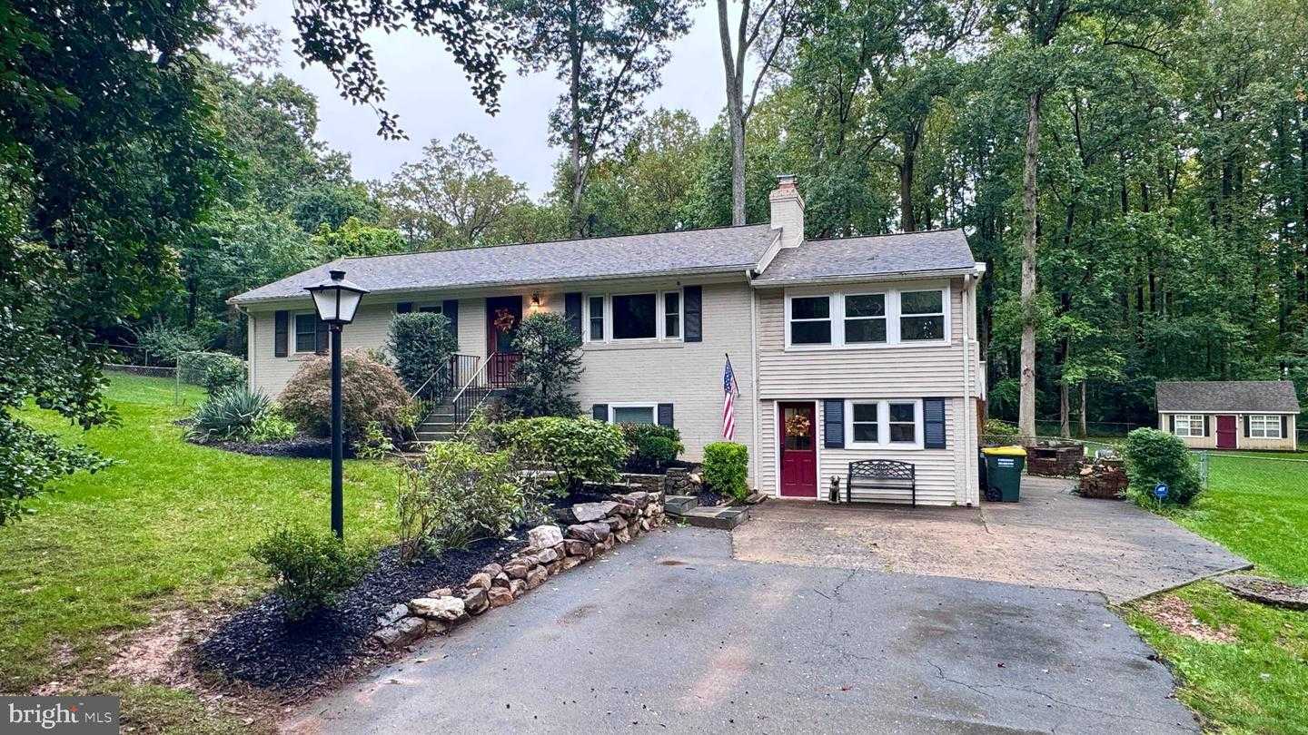 4709 HOLLY AVENUE Fairfax Virginia United States, for Sale, residential, Kamalia  Emerson, Samson Properties