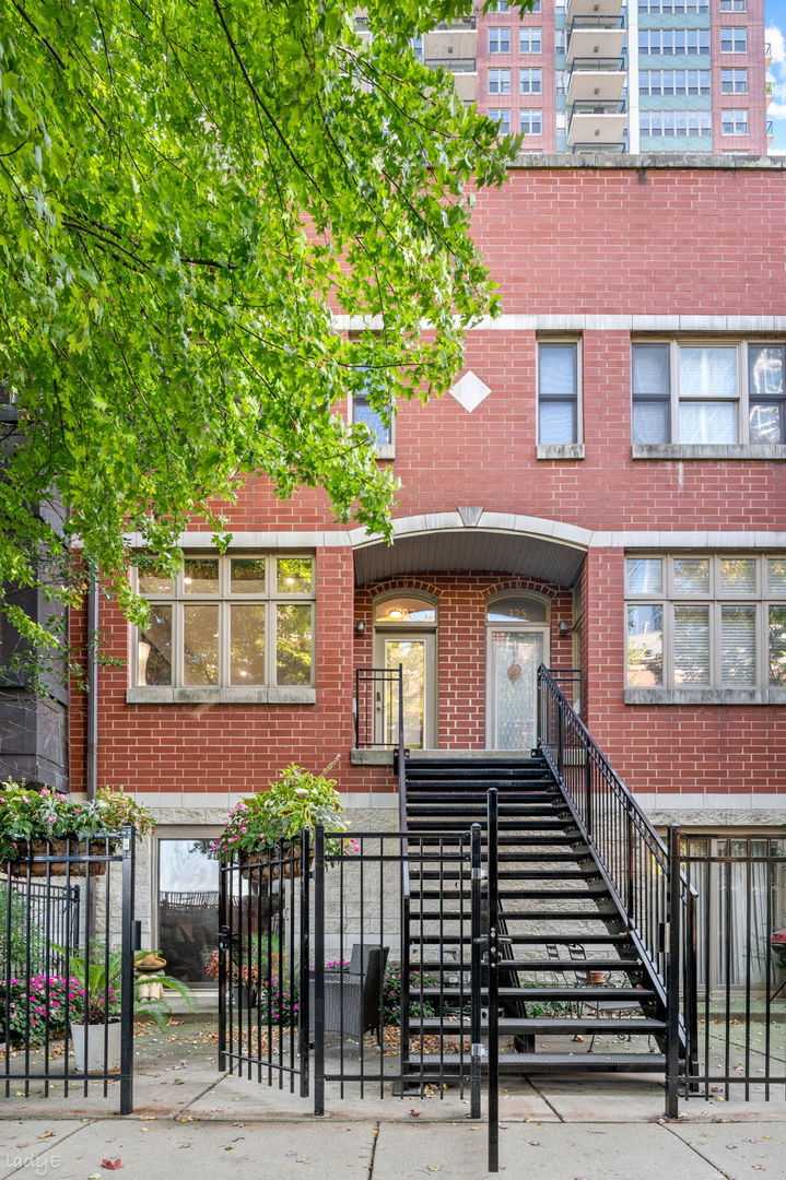 327 E 17th Street Chicago Illinois United States, for Sale, residential,  , RICHLAND GLOBAL INC.