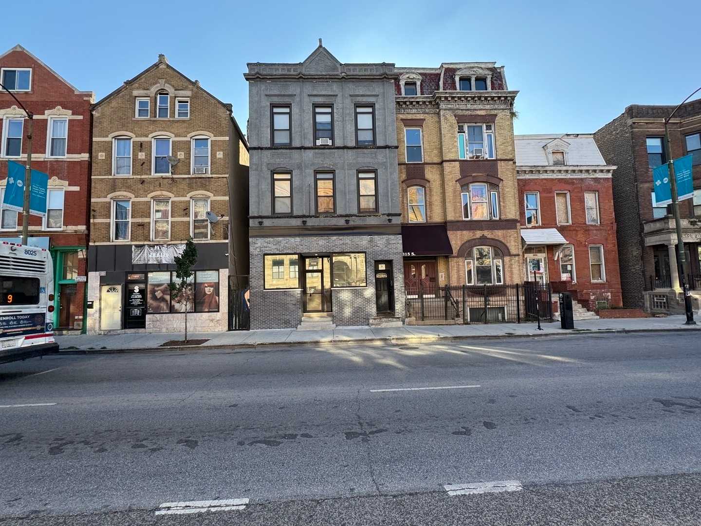1813 S Ashland Avenue Chicago Illinois United States, for Sale, commercial,  , RICHLAND GLOBAL INC.