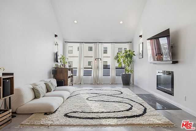 1900 Vine Street APT 303 Los Angeles California United States, for Sale, residential,  , InCom Real Estate - New Office