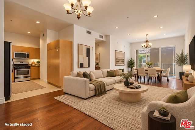 917 S New Hampshire Avenue APT 414 Los Angeles California United States, for Sale, residential,  , InCom Real Estate - New Office