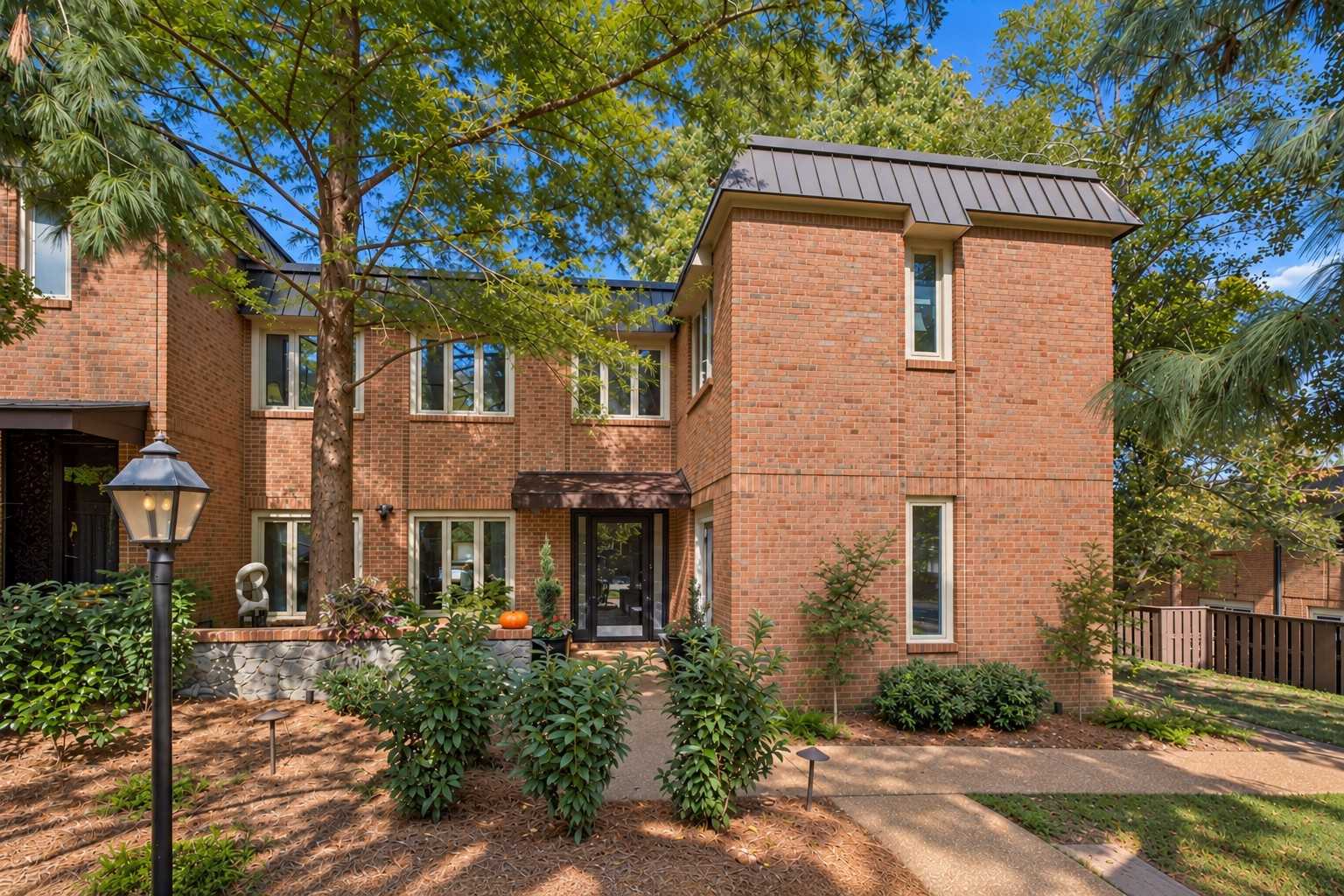 622 Timber Ln Nashville Tennessee United States, for Sale, residential, Amy Kempf, Reliant Realty ERA Powered