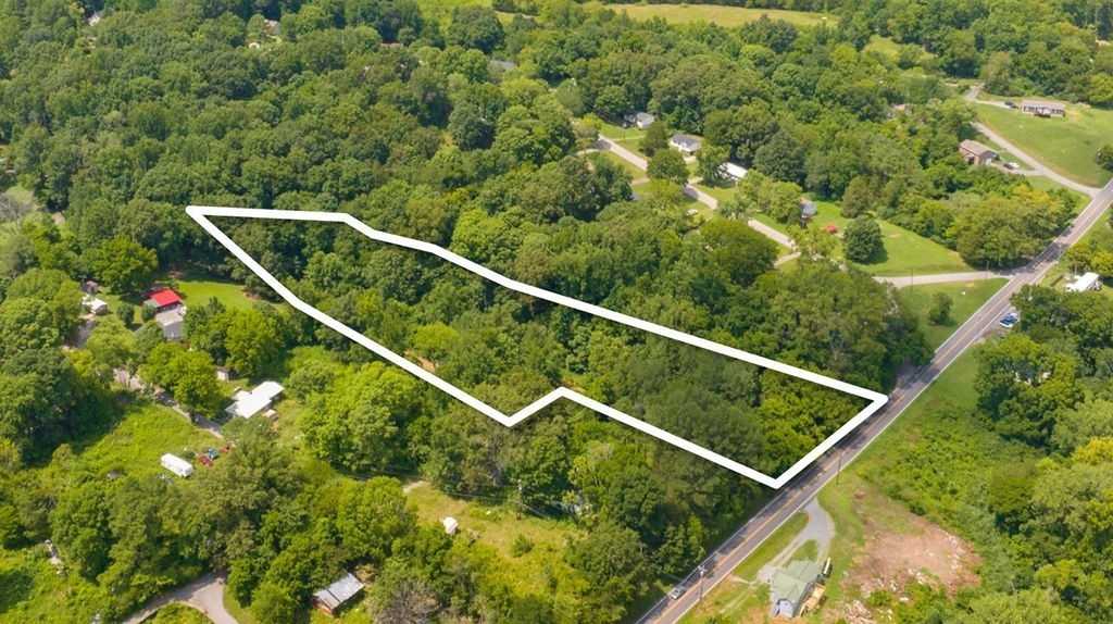 1560 River Rd Clarksville Tennessee United States, for Sale, commercial, Rebekah  Sprabary, Sweet Home Realty & Property Management