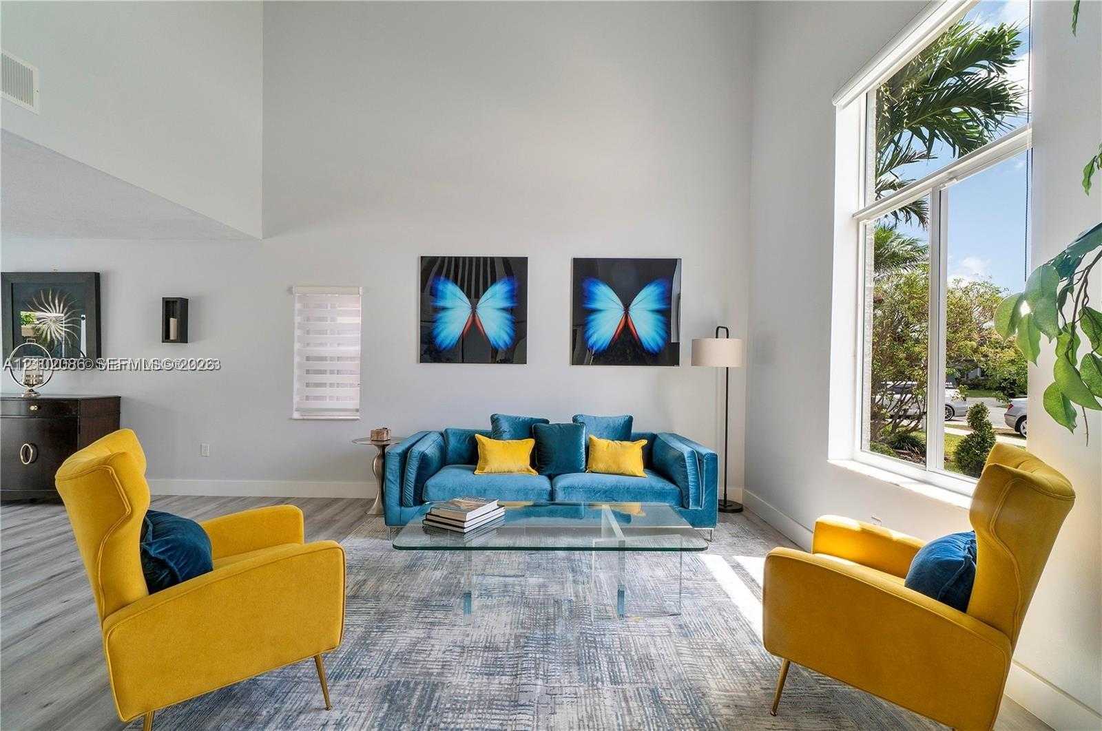 14279 SW 166th St Miami Florida United States, for Sale, residential, Isabella Anderson, Incom Example Office