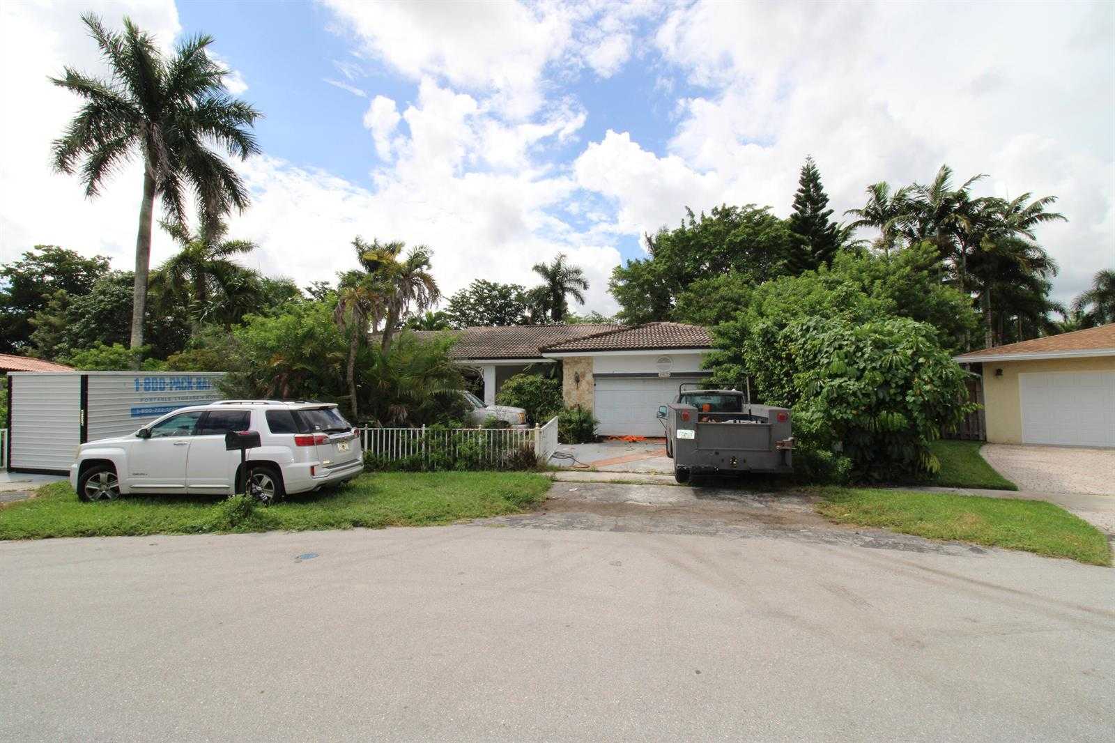 16670 WESTWOOD Lane Weston Florida United States, for Sale, residential, Radmila Mandel, Florida Sky Realty Group