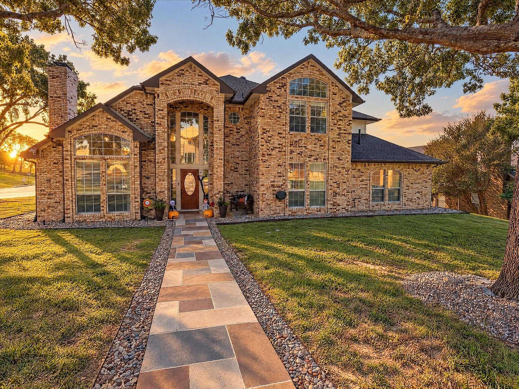1601 N Hills Drive Rockwall Texas United States, for Sale, residential, Shiell Real  Estate, LLC, Shiell Real Estate