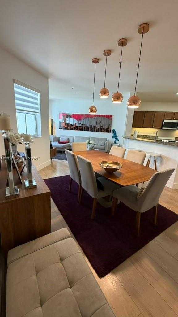 8960 NW 97th Ave  APT 205 Doral Florida United States, for Rent, residential, Roberto Villasmil, Interinvestments Realty, Inc.