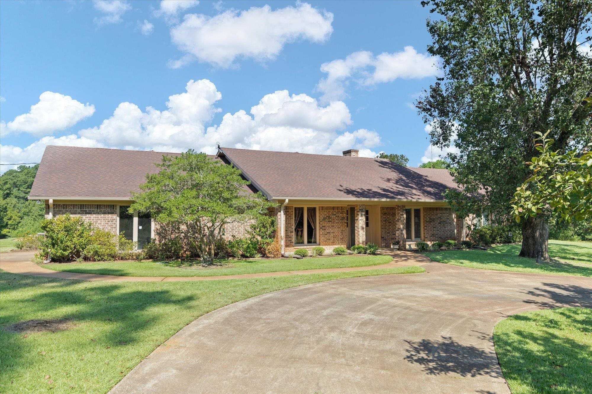 1899 Hunter Rd. Longview Texas United States, for Sale, residential,  , Drake Chapman Real Estate, Brokerage
