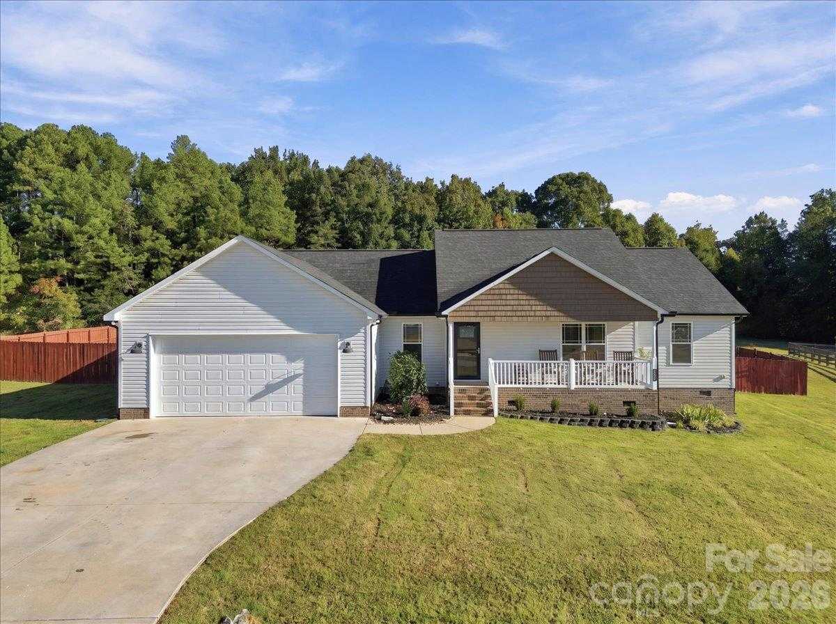 3038 Brody Lane Maiden North Carolina United States, for Sale, residential, , InCom Real Estate - New Demo Office