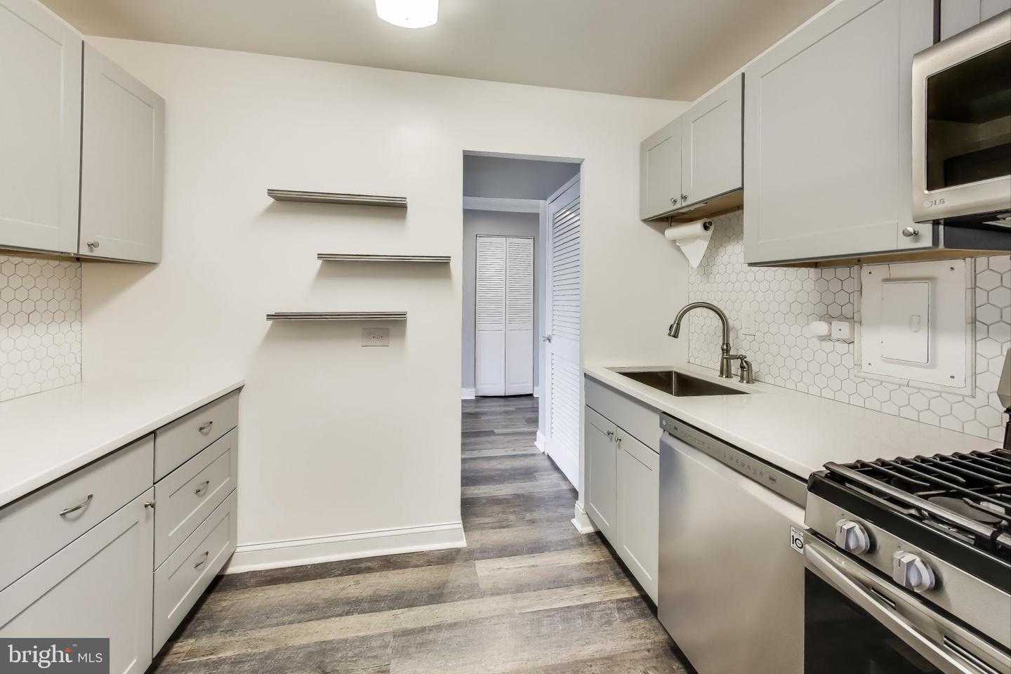5340 HOLMES RUN PARKWAY APT 1510 Alexandria Virginia United States, for Rent, residential,  , The Holly Group