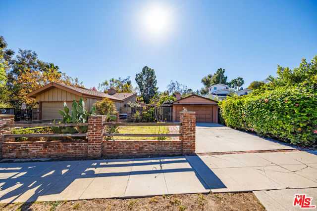 931 Wellesley Avenue Los Angeles California United States, for Sale, residential,  , InCom Brokerage Sample