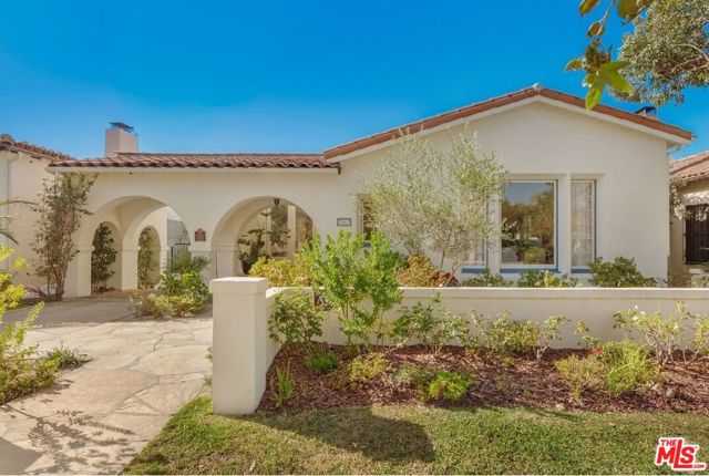1067 S Point View Street Los Angeles California United States, for Sale, residential, Joana Laundern, InCom Brokerage Sample