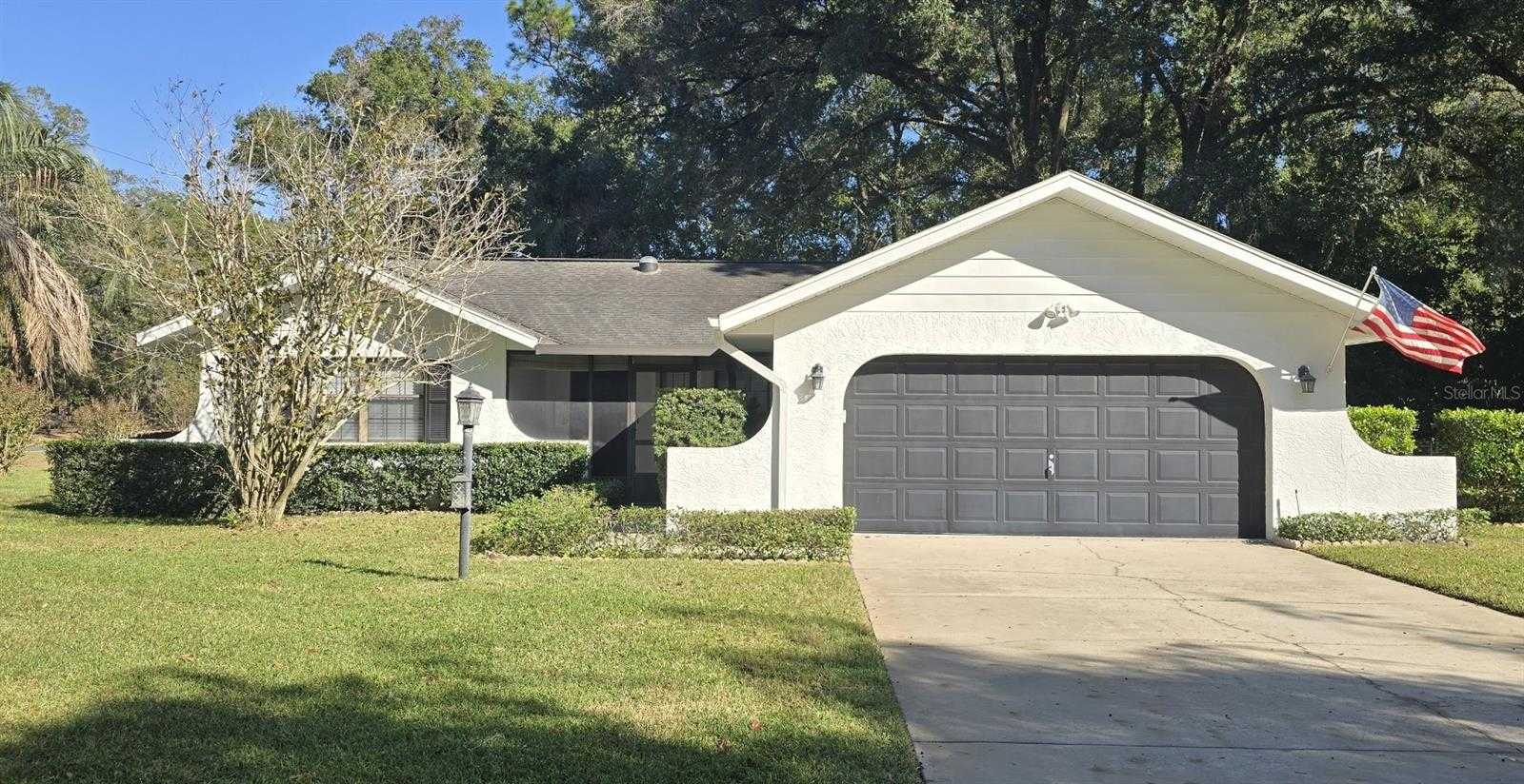 10605 SW 68 TERRACE Ocala Florida United States, for Rent, residential, Stacey  Taylor, 5 Star Real Estate Services