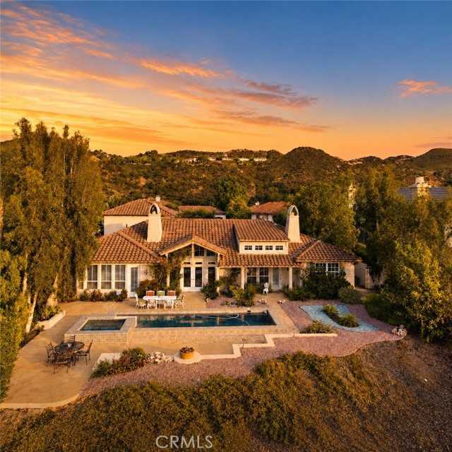 3315 Via Verde Court Calabasas California United States, for Sale, residential, Scott & Sherry Walter, Beverly & Co.