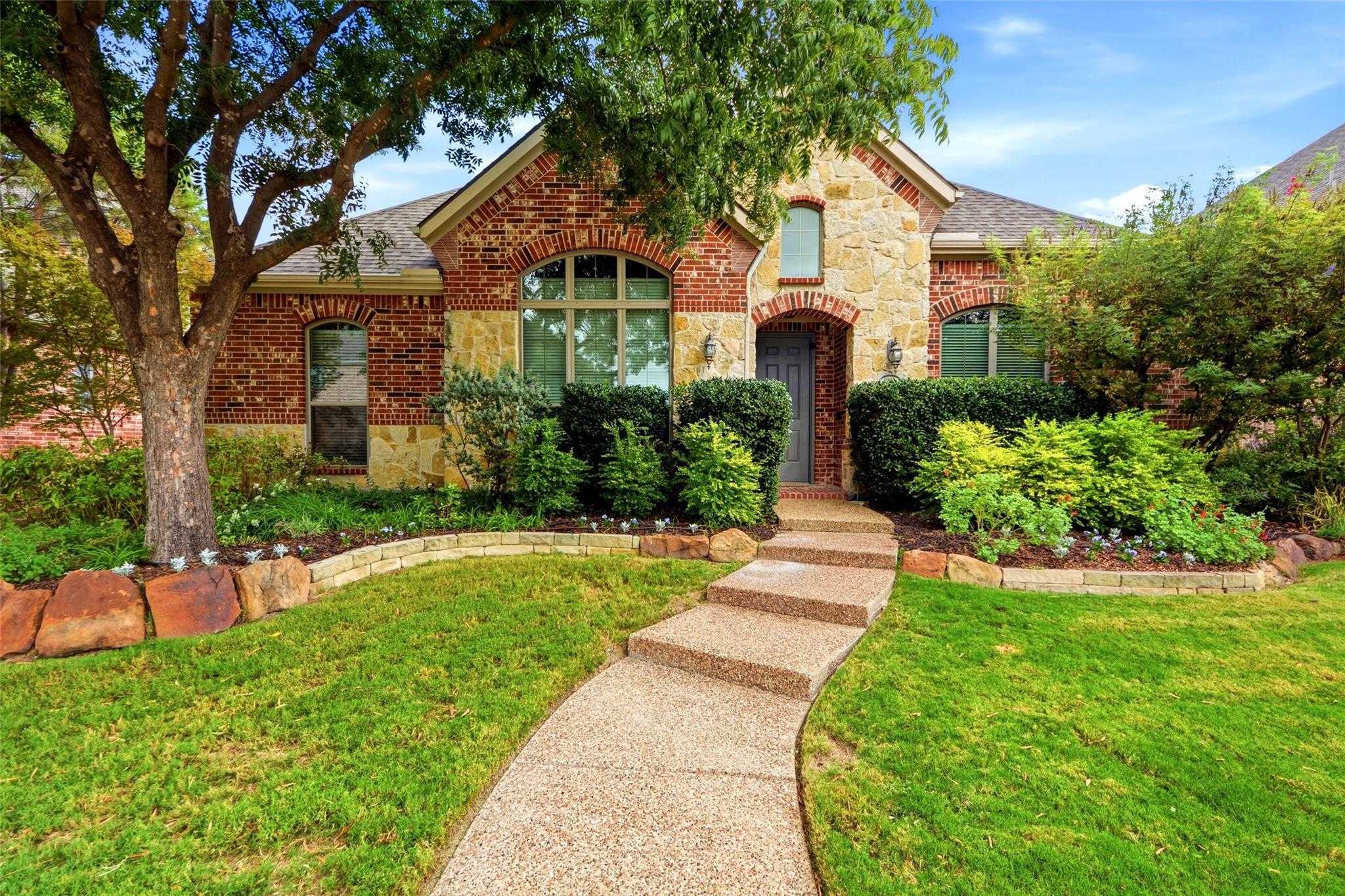 9112 Leafy Glade Road Plano Texas United States, for Sale, residential, Joyce Kelly, Hummingbird Realty