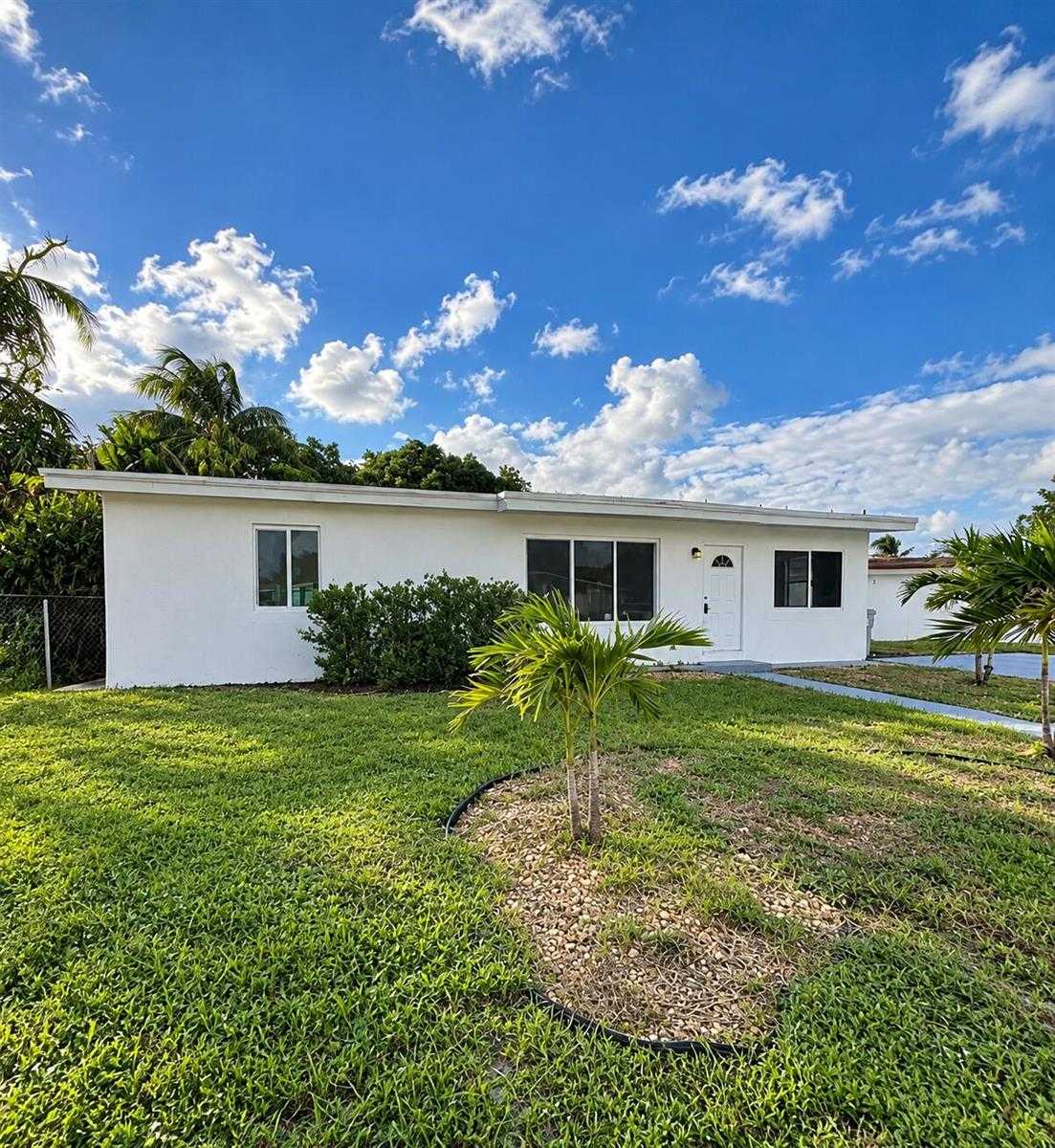 4341 NE 18th Avenue Pompano Beach Florida United States, for Rent, residential,  , D'Lux Real Estate Services, LLC