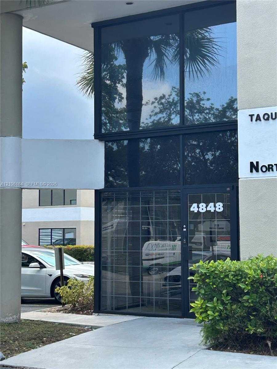 4848 SW 74th Ct  APT 9 Miami Florida United States, for Lease, commercial, Sandra Benkahla, The 305 Agency