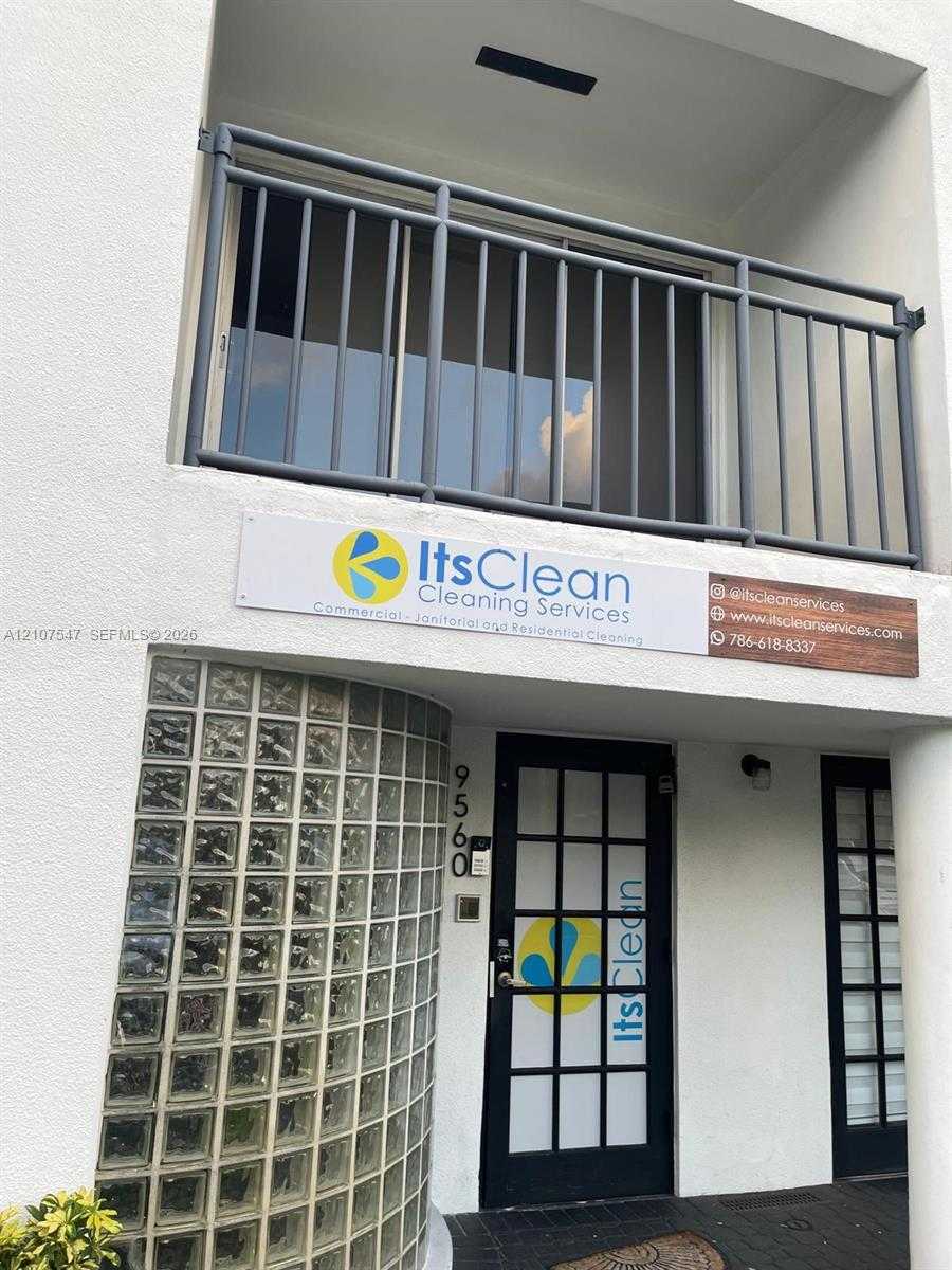 9560 NW 41st St  APT 9560 Doral Florida United States, for Lease, commercial, Roberto Villasmil, Interinvestments Realty, Inc.