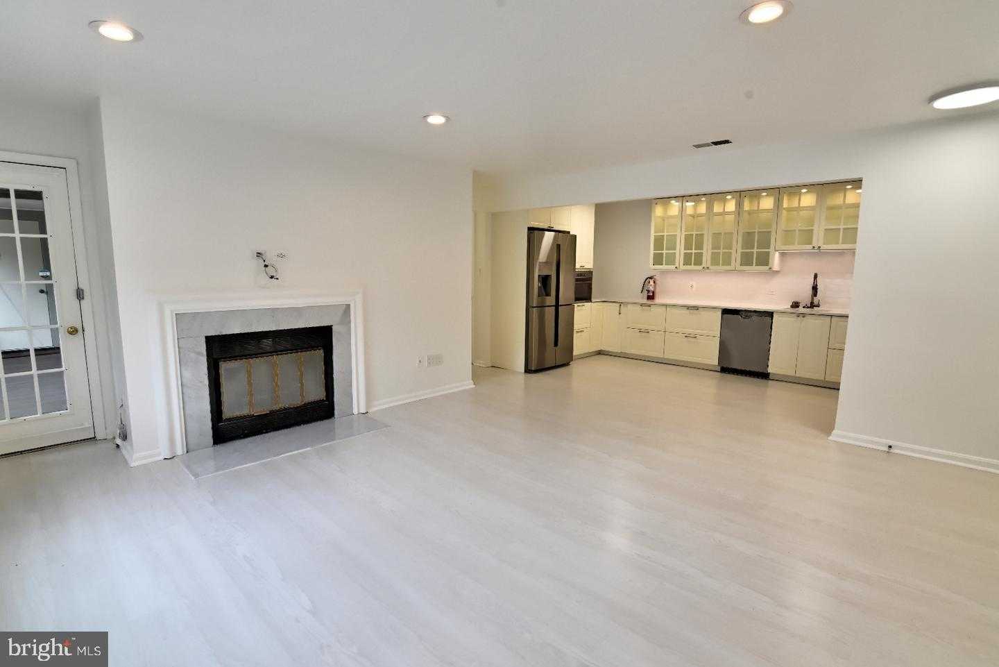 11717 KARBON HILL COURT APT 703B Reston Virginia United States, for Rent, residential, Bruno Tarquinii, Fairfax Realty Premier