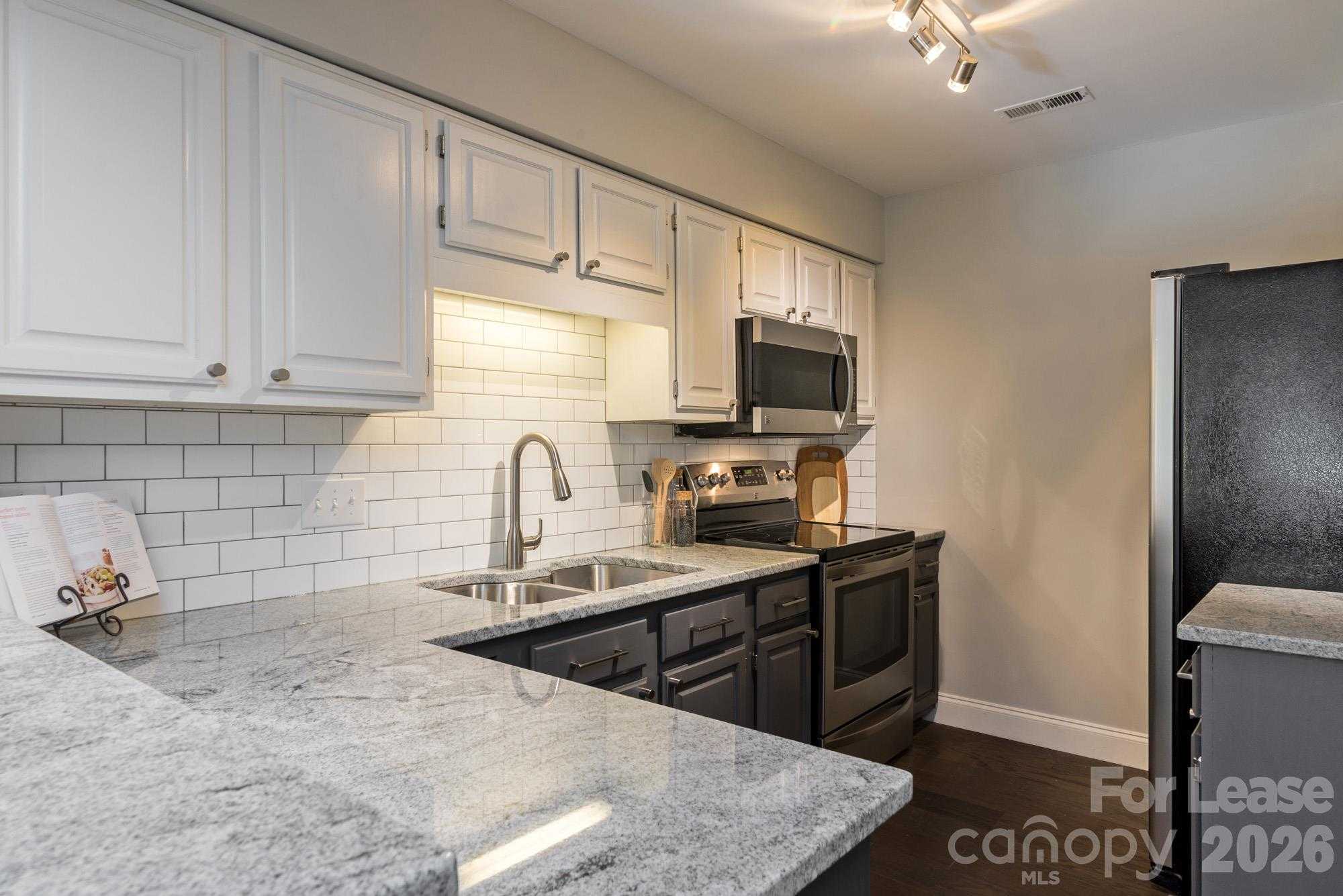 5001 Sharon Road APT C Charlotte North Carolina United States, for Rent, residential, Kristen Haynes, New Home Buyers Brokers / Realty Pros