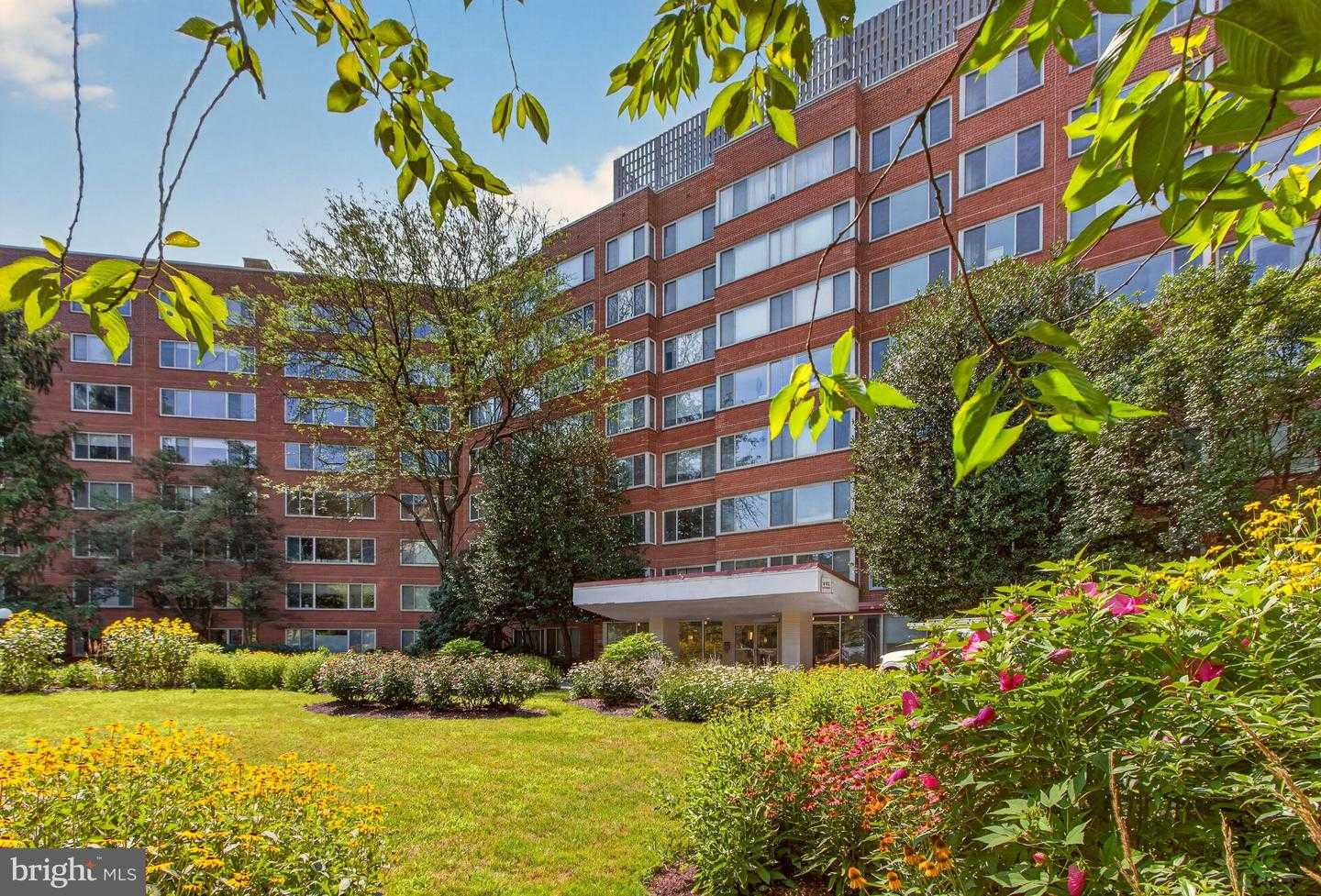 4000 TUNLAW ROAD APT 615 Washington District Of Columbia United States, for Sale, residential, Edward Giles, Georgetown Realty Group