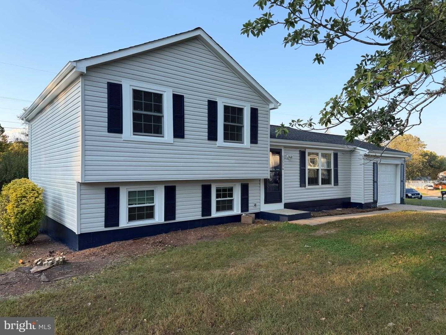 13306 SMOKETOWN ROAD Woodbridge Virginia United States, for Rent, residential,  , The Holly Group