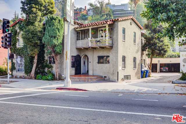1492 Silver Lake Boulevard APT 1 Los Angeles California United States, for Rent, residential, Julie  Sharma, Hari Home Solutions