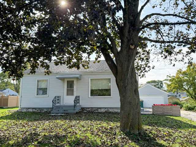 903 GRANDVIEW Avenue Lockport Illinois United States, for Sale, residential,  , Alpha 7 Realty