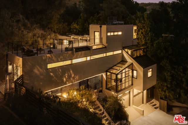 10443 Corfu Lane Los Angeles California United States, for Sale, residential, Joana Laundern, InCom Brokerage Sample