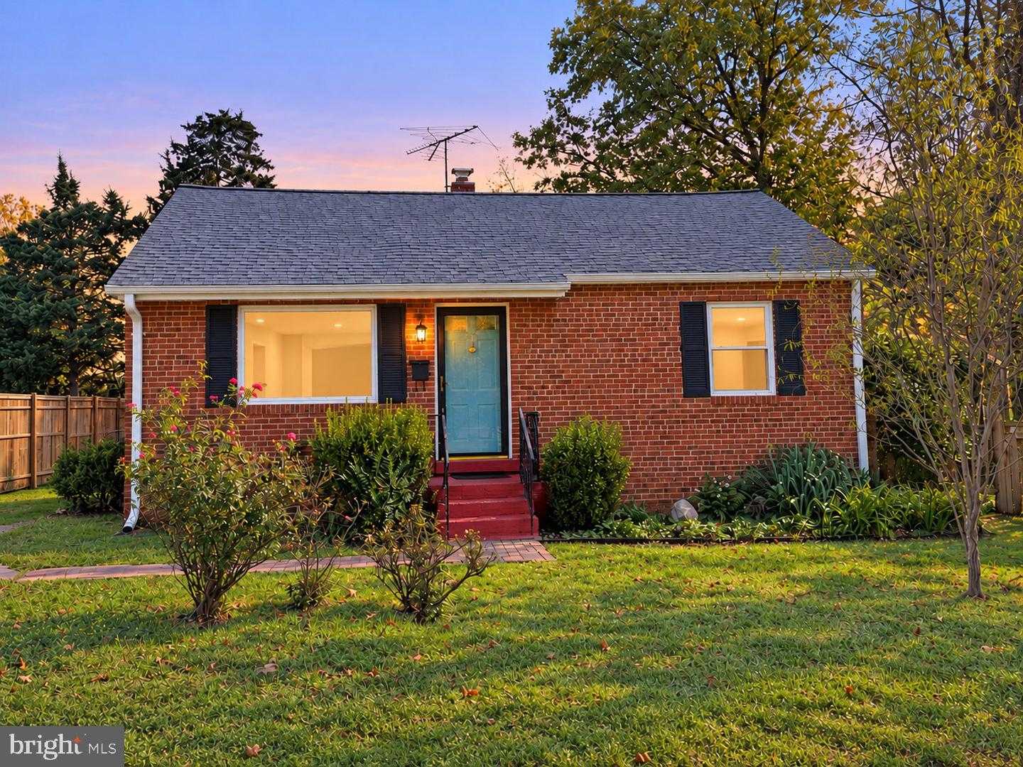 6813 SMITHWAY DRIVE Alexandria Virginia United States, for Rent, residential,  , The Holly Group