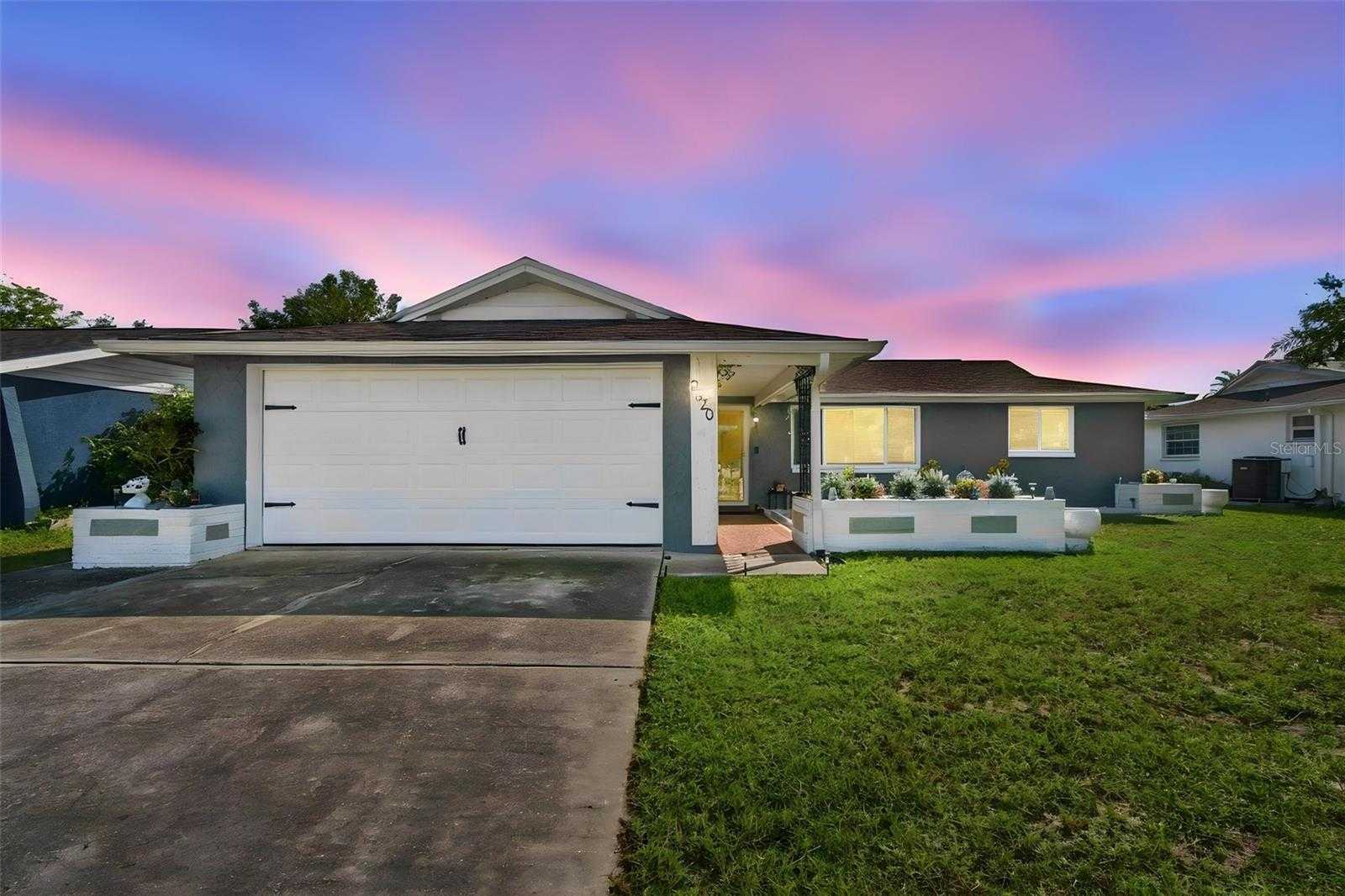 9520 GLEN MOOR LANE Port Richey Florida United States, for Sale, residential, Demo Agent, InCom Real Estate - New Demo Office