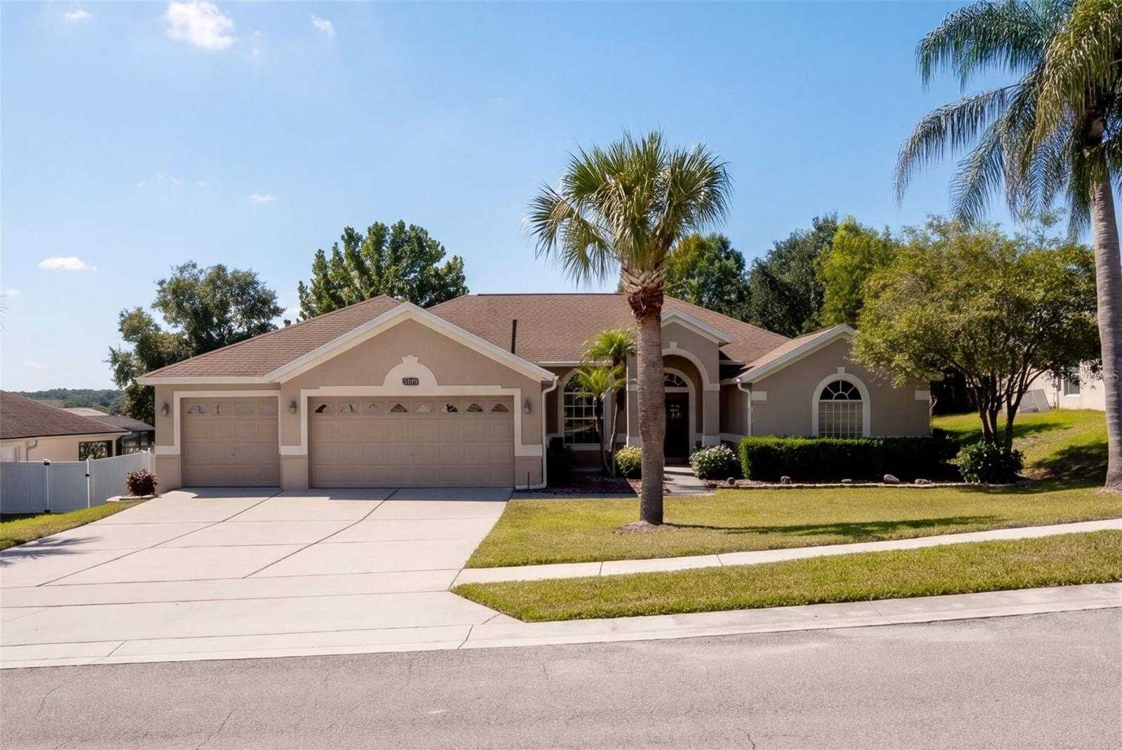 13021 LONG PINE TRAIL Clermont Florida United States, for Sale, residential, Zaira Mejia, Spaces & Styles Group
