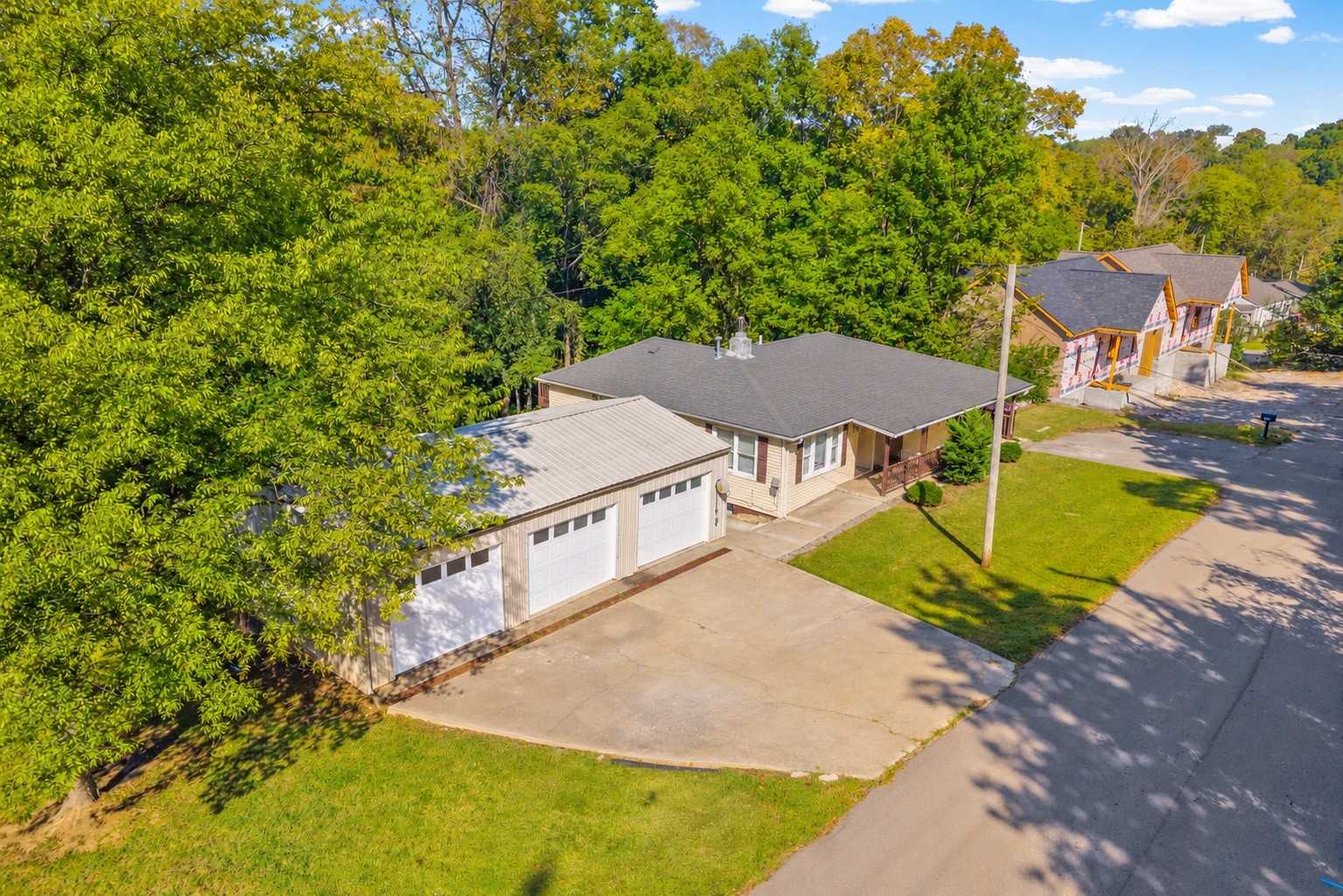 428 Shelby St Clarksville Tennessee United States, for Sale, commercial, Rebekah  Sprabary, Sweet Home Realty & Property Management
