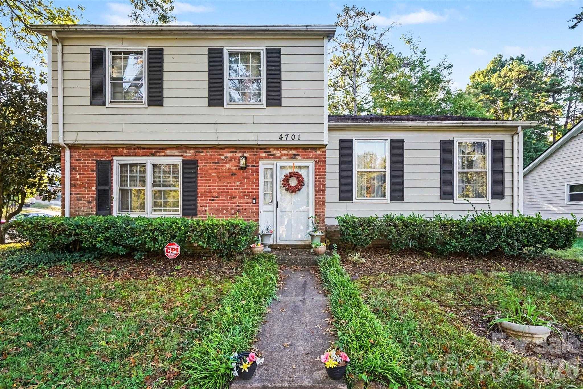 4701 Farm Pond Lane Charlotte North Carolina United States, for Sale, residential, William (Will) Owens , South Charlotte Properties