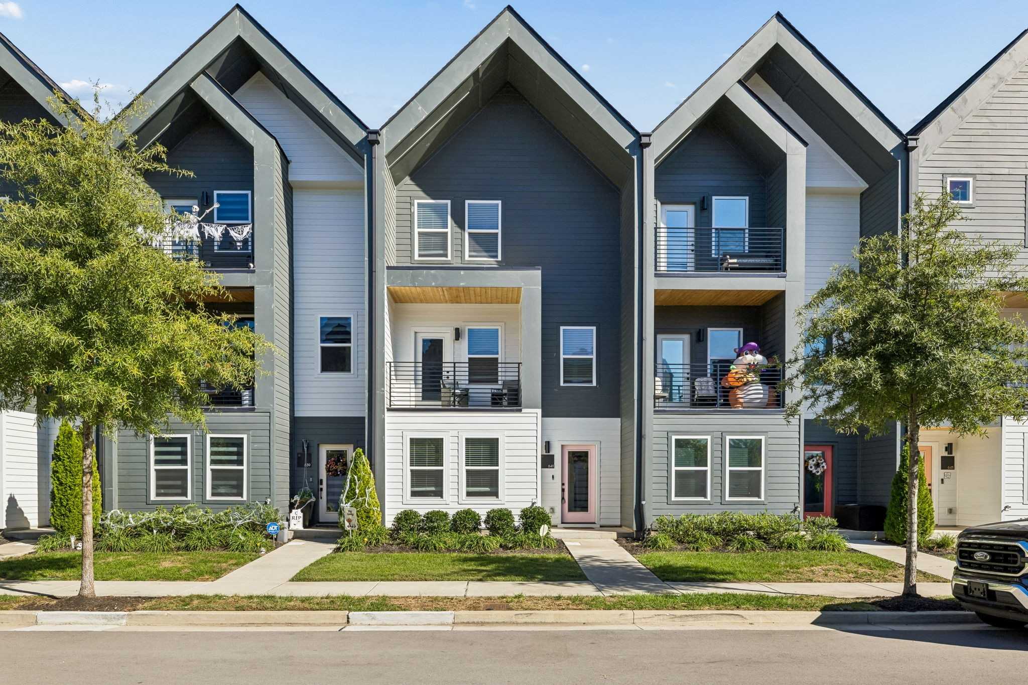 641 Markham St Nashville Tennessee United States, for Sale, residential, Amy Kempf, Reliant Realty ERA Powered