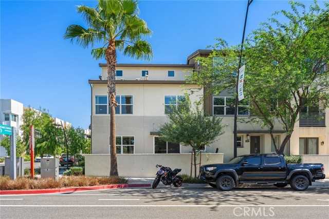 9400 Shade Pl Rancho Cucamonga California United States, for Sale, residential, Cynthia Gomez, Town & Country Real Estate