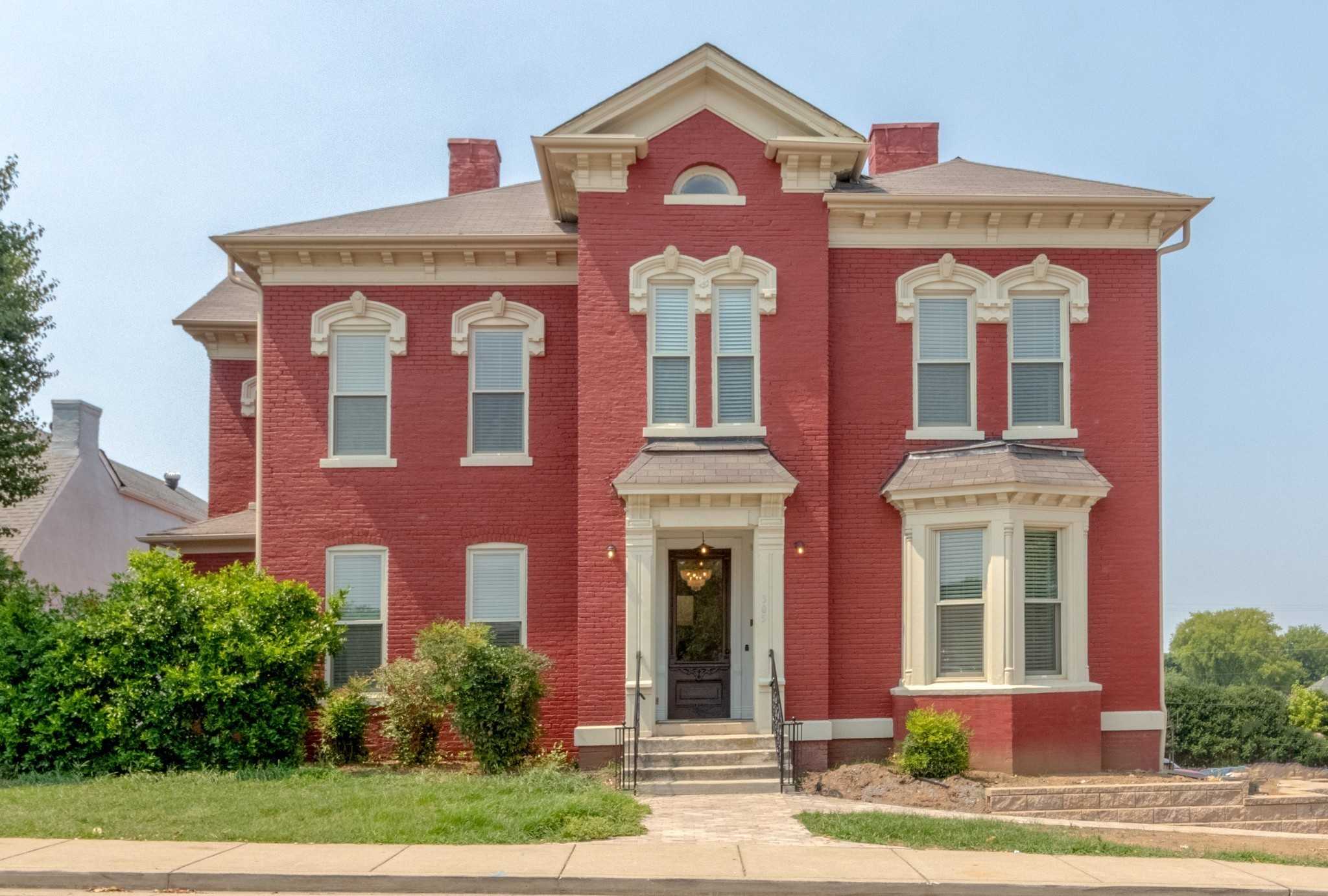 305 Main St  APT 3 Clarksville Tennessee United States, for Rent, residential, Rebekah  Sprabary, Sweet Home Realty & Property Management