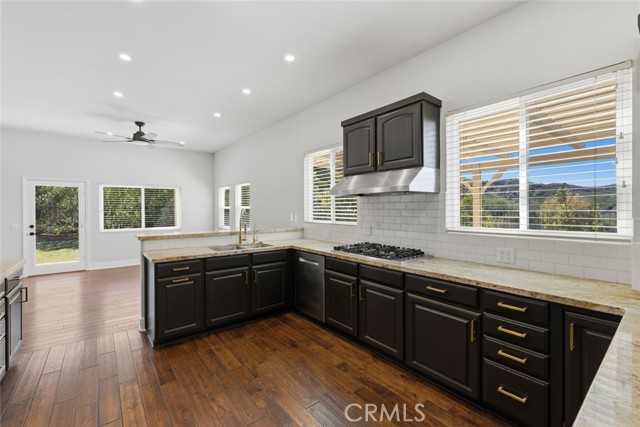 22420 Pinewood Court Calabasas California United States, for Rent, residential, Scott & Sherry Walter, Beverly & Co.