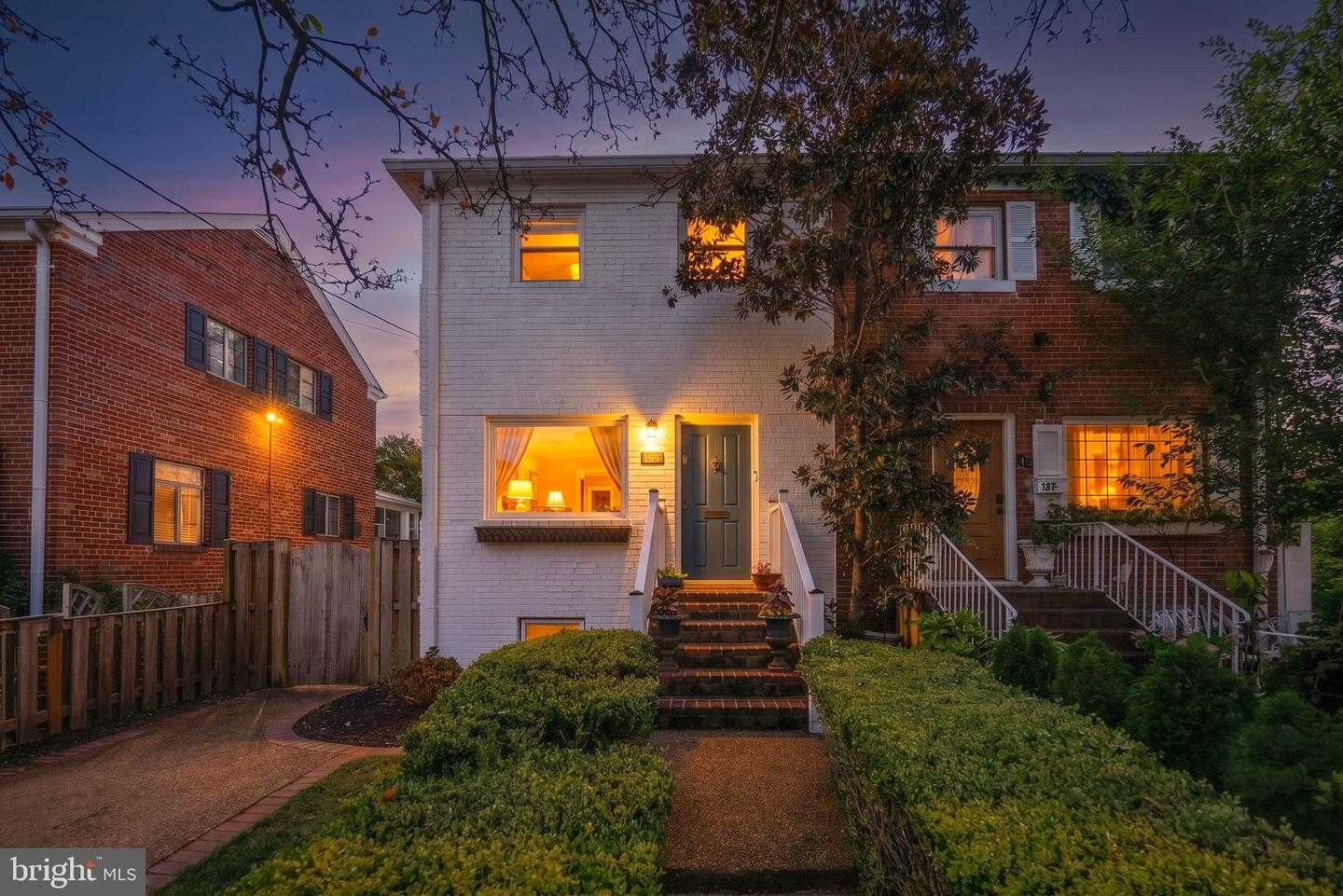 19 E CUSTIS AVENUE APT A Alexandria Virginia United States, for Rent, residential,  , The Holly Group