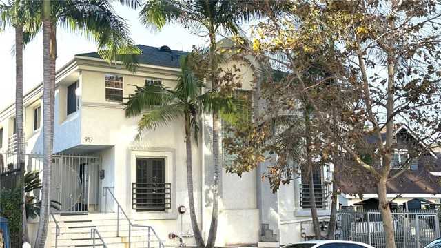 957 S Gramercy  APT 203 Los Angeles California United States, for Sale, residential, Kelly Donahue, Keller Williams Realty Los Feliz