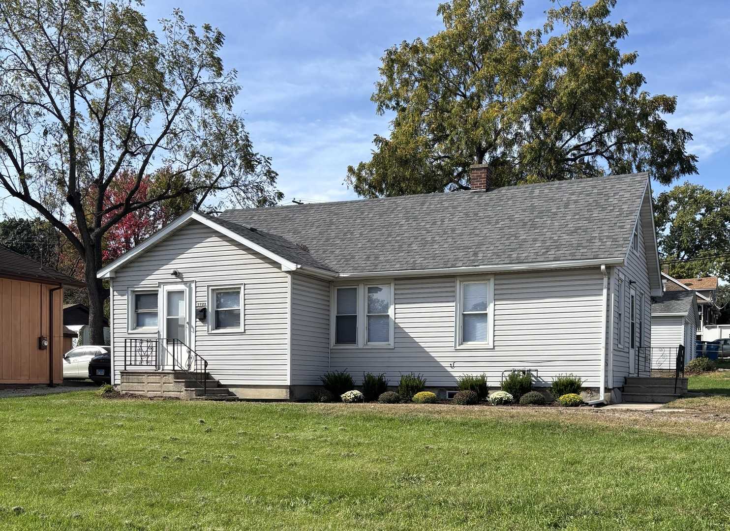 1723 N Broadway Street Crest Hill Illinois United States, for Sale, residential,  , Alpha 7 Realty