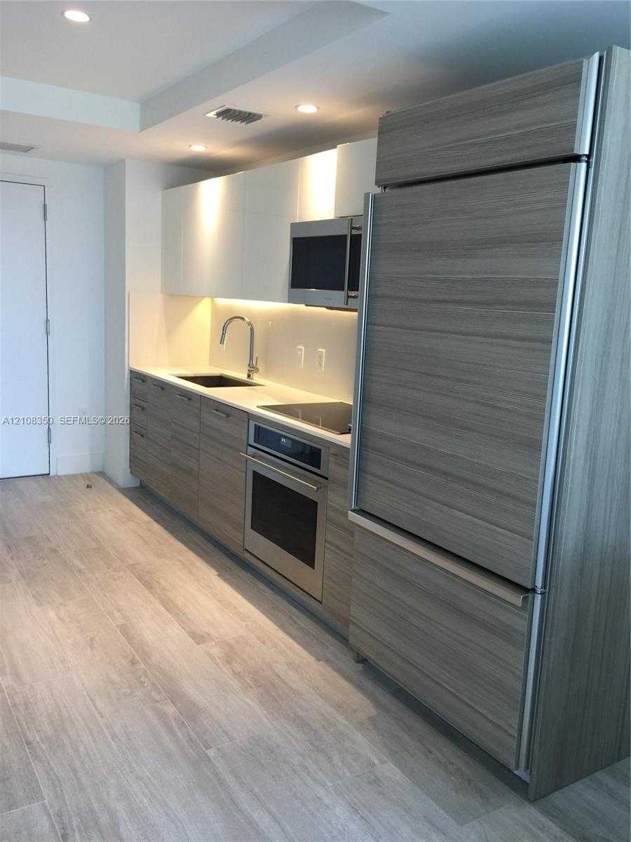 121 NE 34th St  APT 1403 Miami Florida United States, for Rent, residential, Sandra Benkahla, The 305 Agency