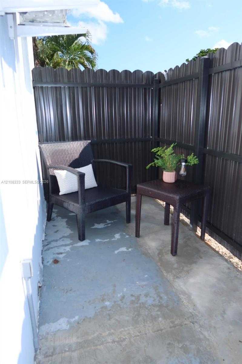 10450 SW 166th Ter Miami Florida United States, for Rent, residential, Sandra Benkahla, The 305 Agency