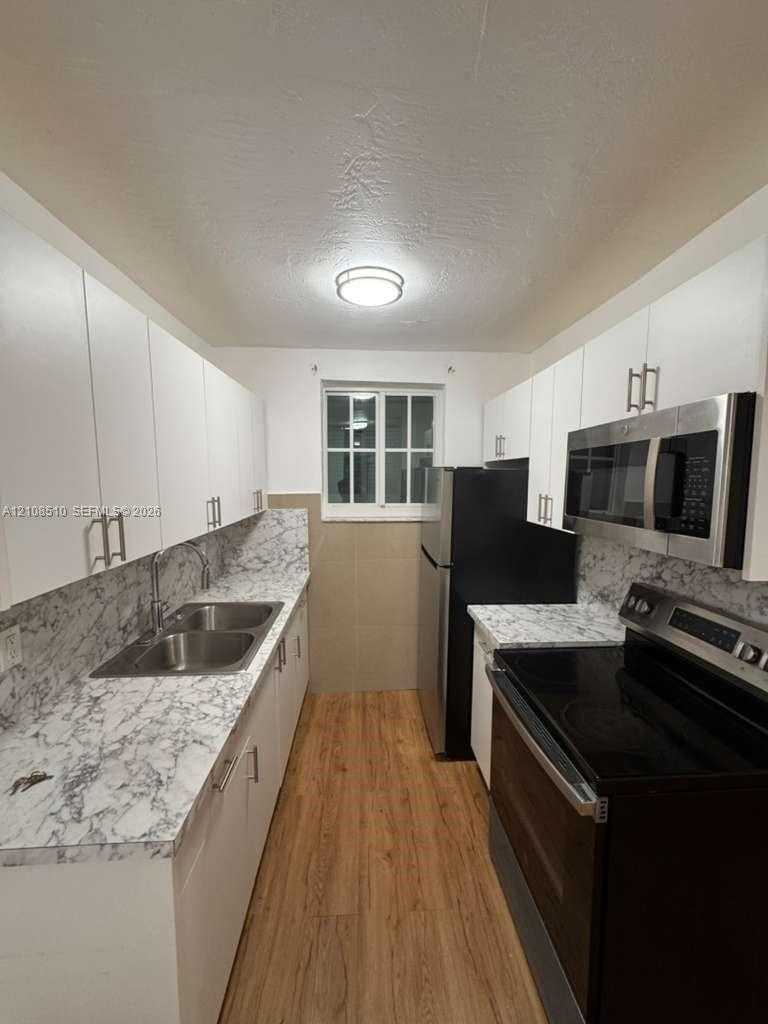 160 NE 55th St  APT 11 Miami Florida United States, for Rent, residential, Sandra Benkahla, The 305 Agency