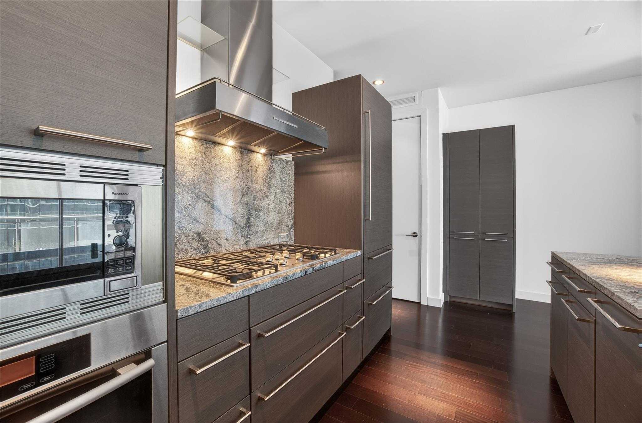 2900 Mckinnon Street APT 403 Dallas Texas United States, for Sale, residential, Joyce Kelly, Hummingbird Realty