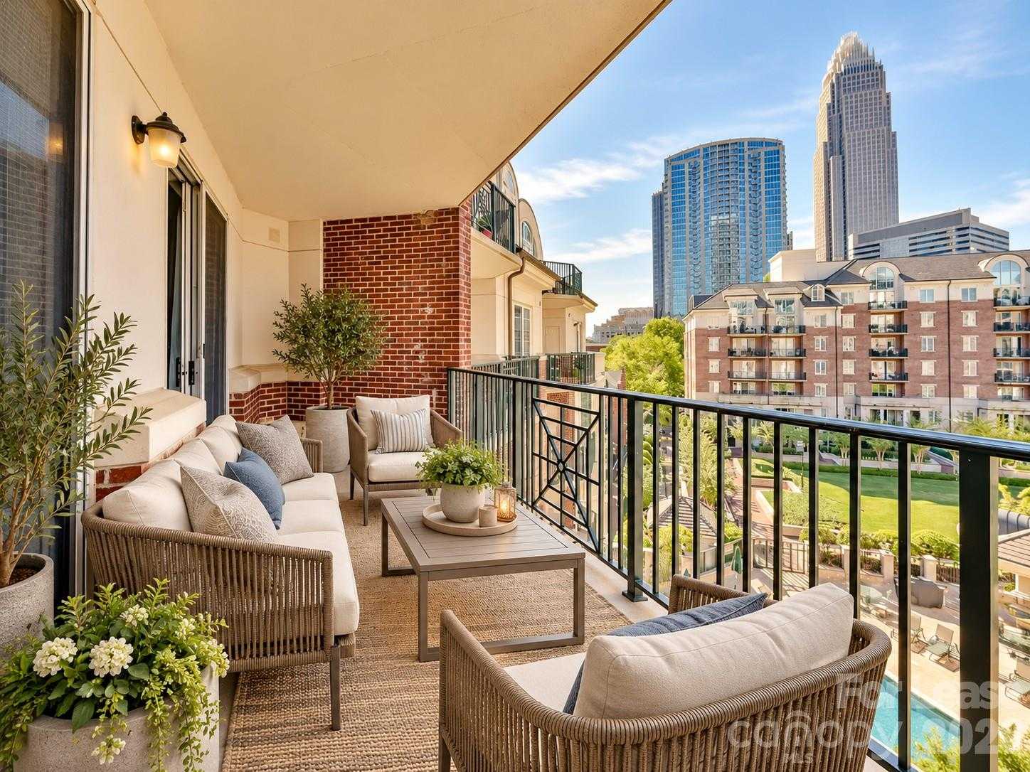 300 W 5th W APT 548 Charlotte North Carolina United States, for Rent, residential, Kristen Haynes, New Home Buyers Brokers / Realty Pros